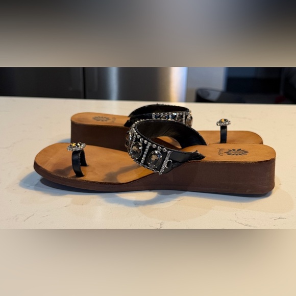 Yellow Box Leather Upper Rhinestone Embellished Sandals Boho chic Women Size 8.5 - Picture 8 of 11